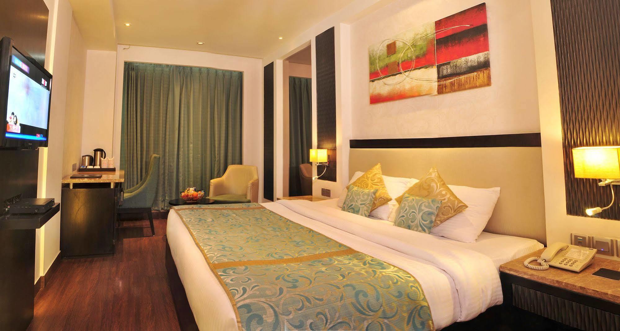 Star New Delhi