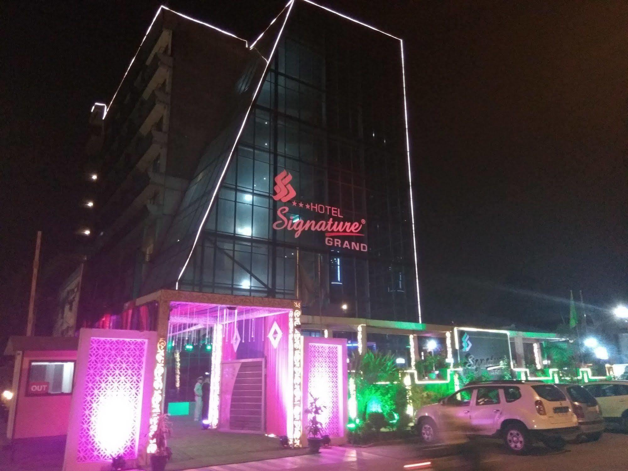 Signature Grand New Delhi