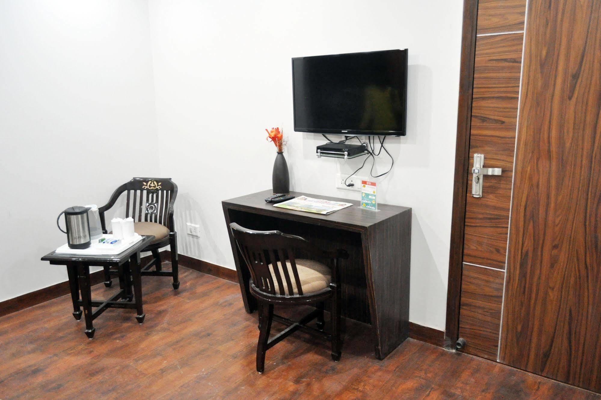 O Sehej Continental 3* New Delhi