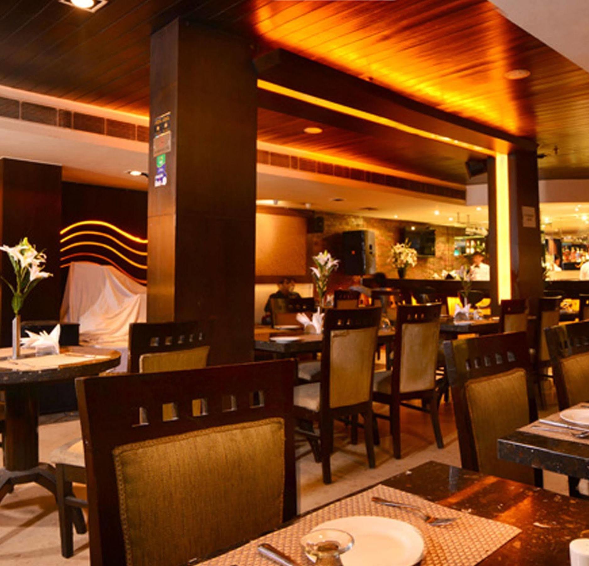 Shanti Palace West Patel Nagar 3*