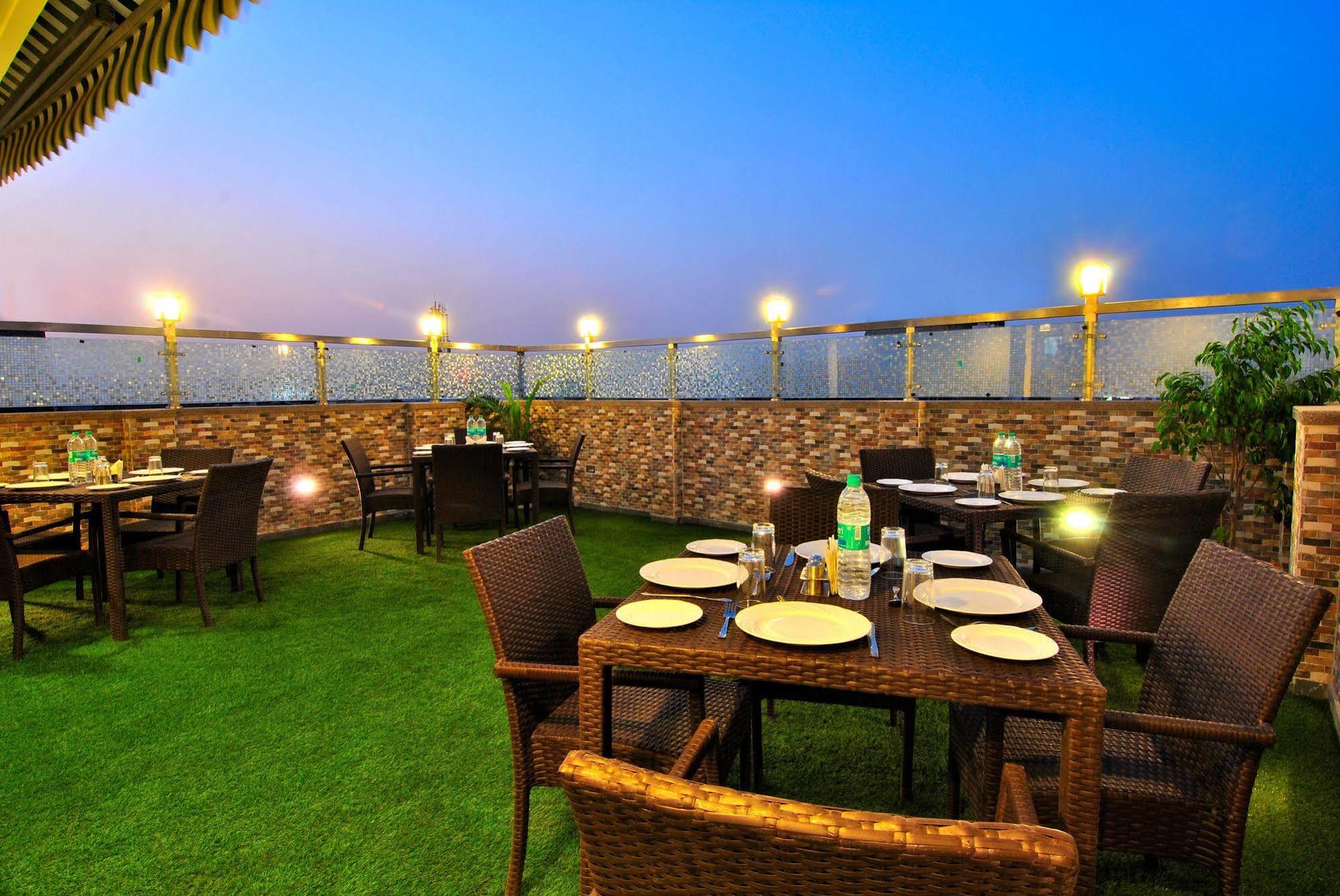 Hotel Sai Miracle - Luxury Living New Delhi