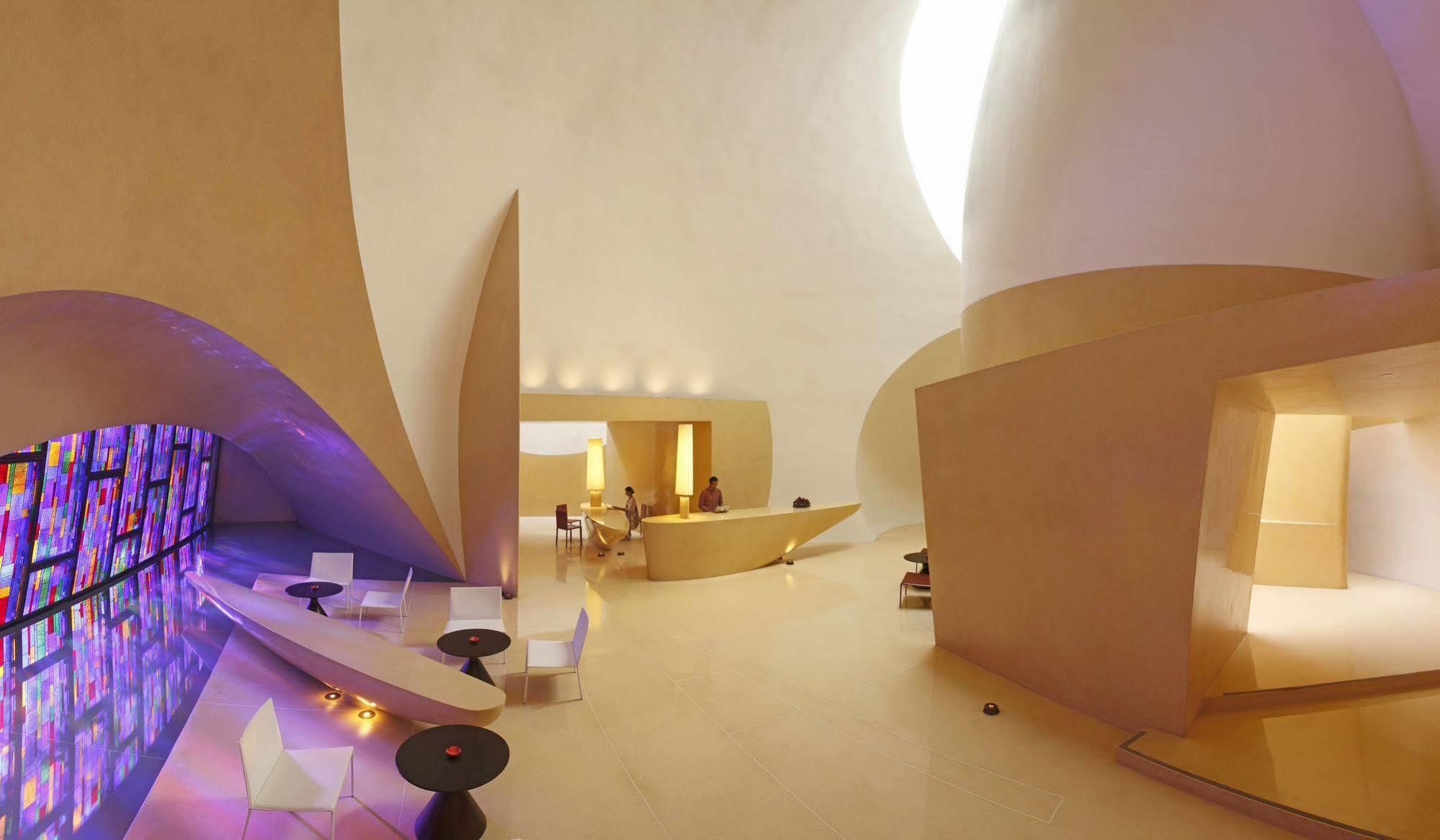 Roseate House 5*