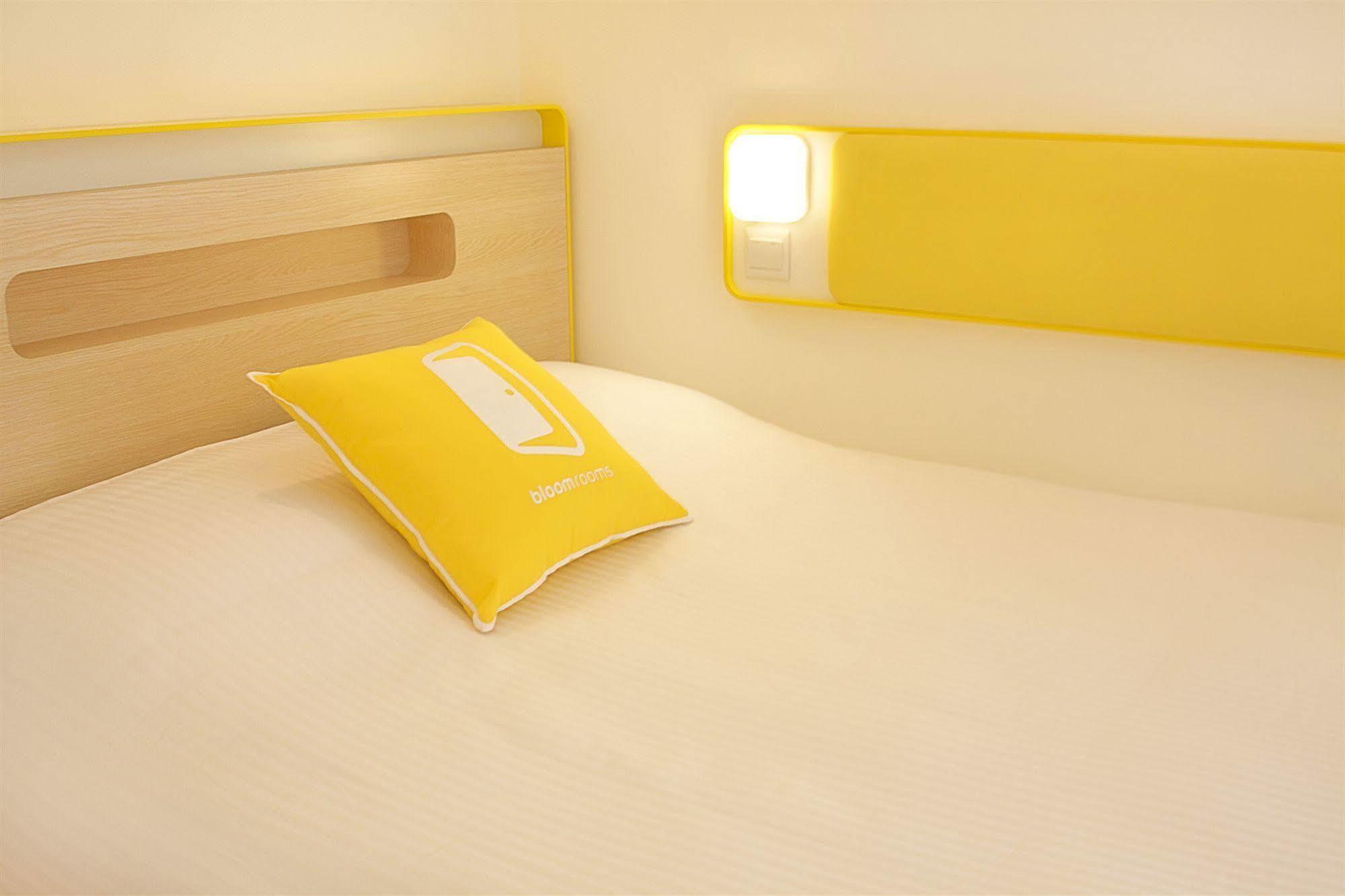 Hotel Bloomrooms @ Link Road