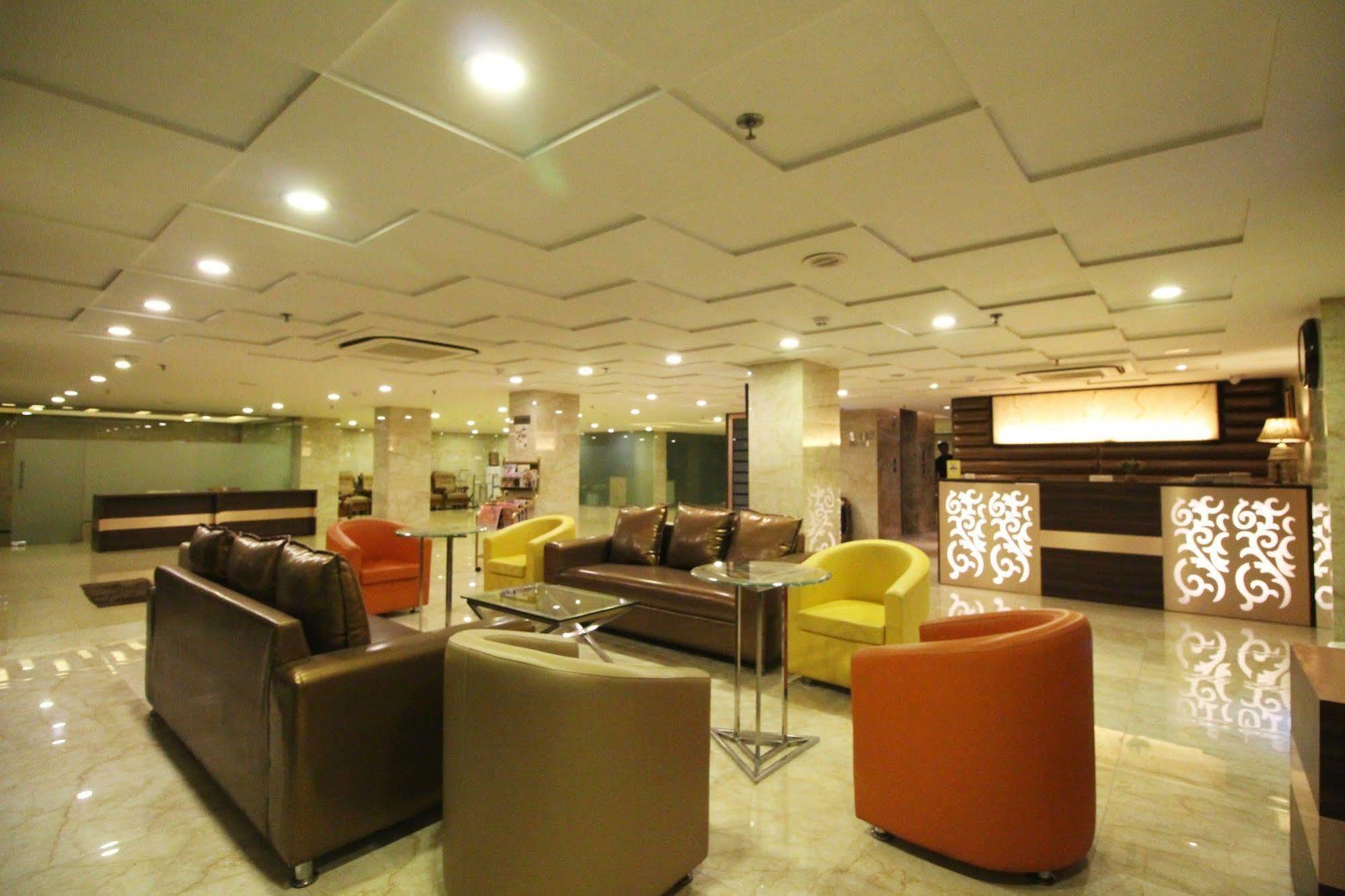 Hotel Golden Grand Delhi (National Capital Territory of India)