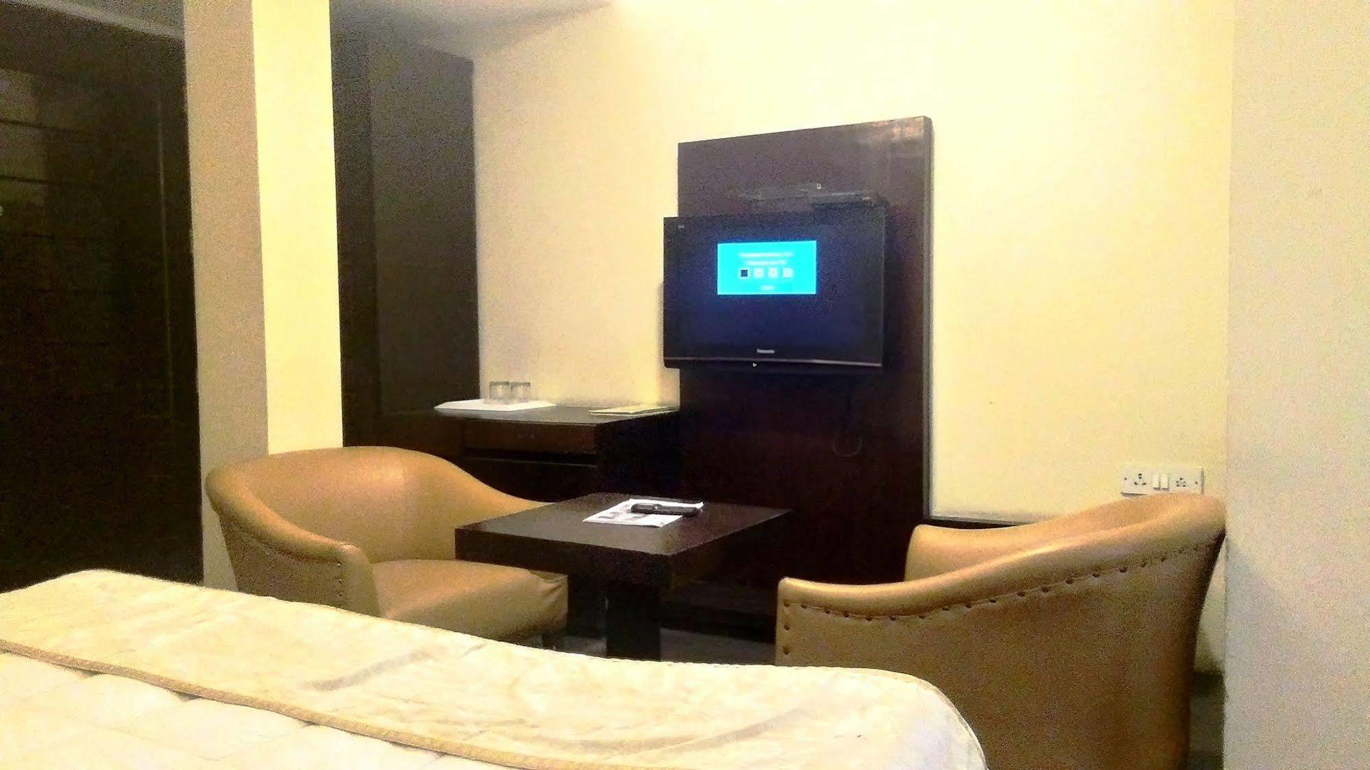 The White Klove Hotel New Delhi