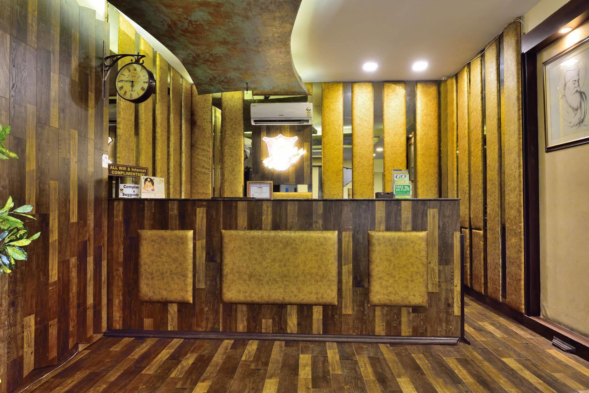 Clark Heights 3* New Delhi