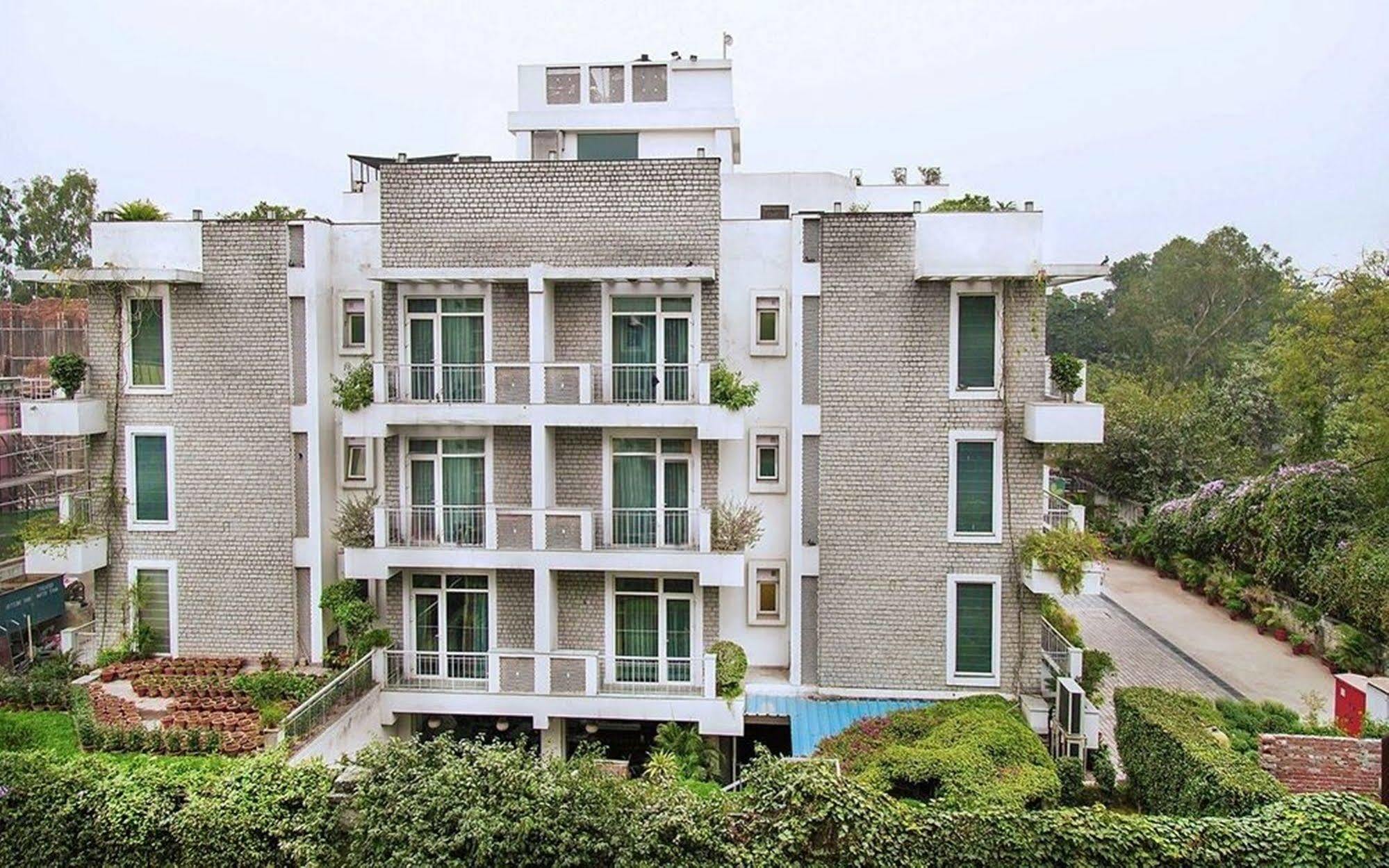 Hotel Mantra Amaltas New Delhi