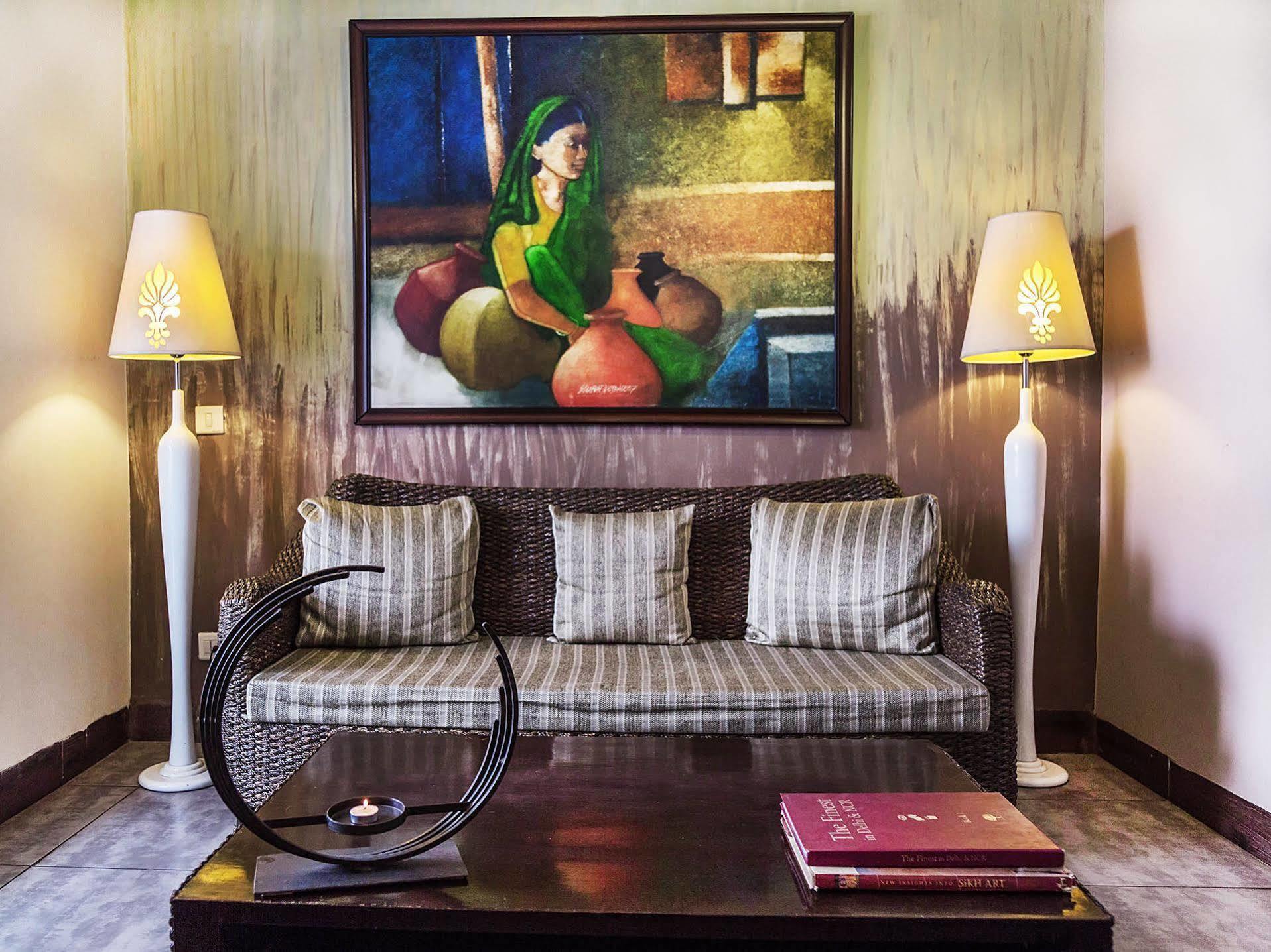 Mantra Amaltas Hotel 4*