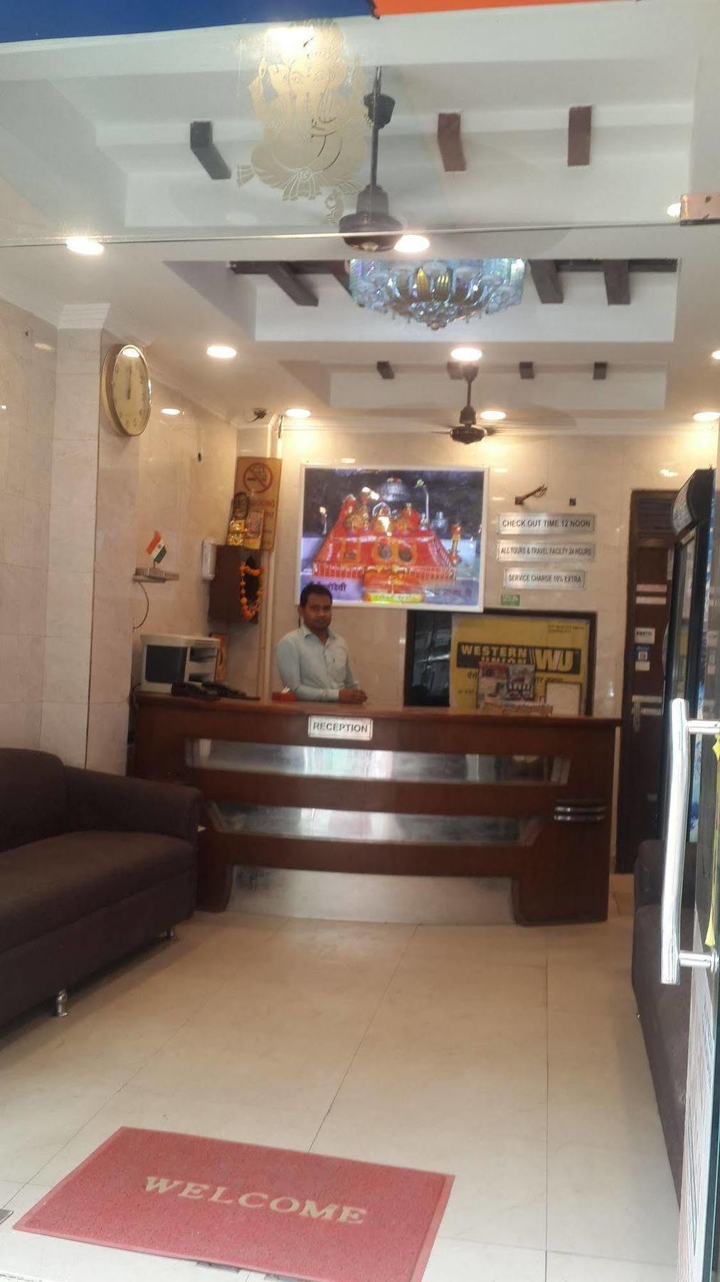 Neha Nova Deli