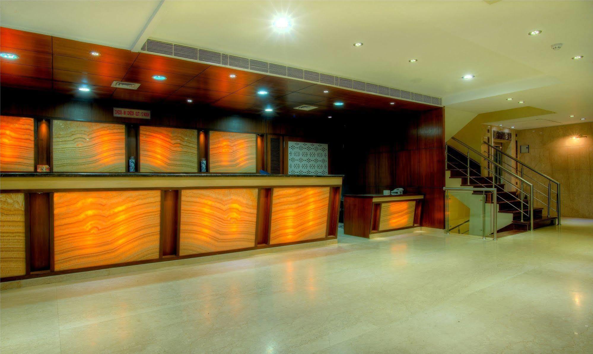 Oyo Townhouse 537 Regent Intercontinental Delhi (National Capital Territory of India)