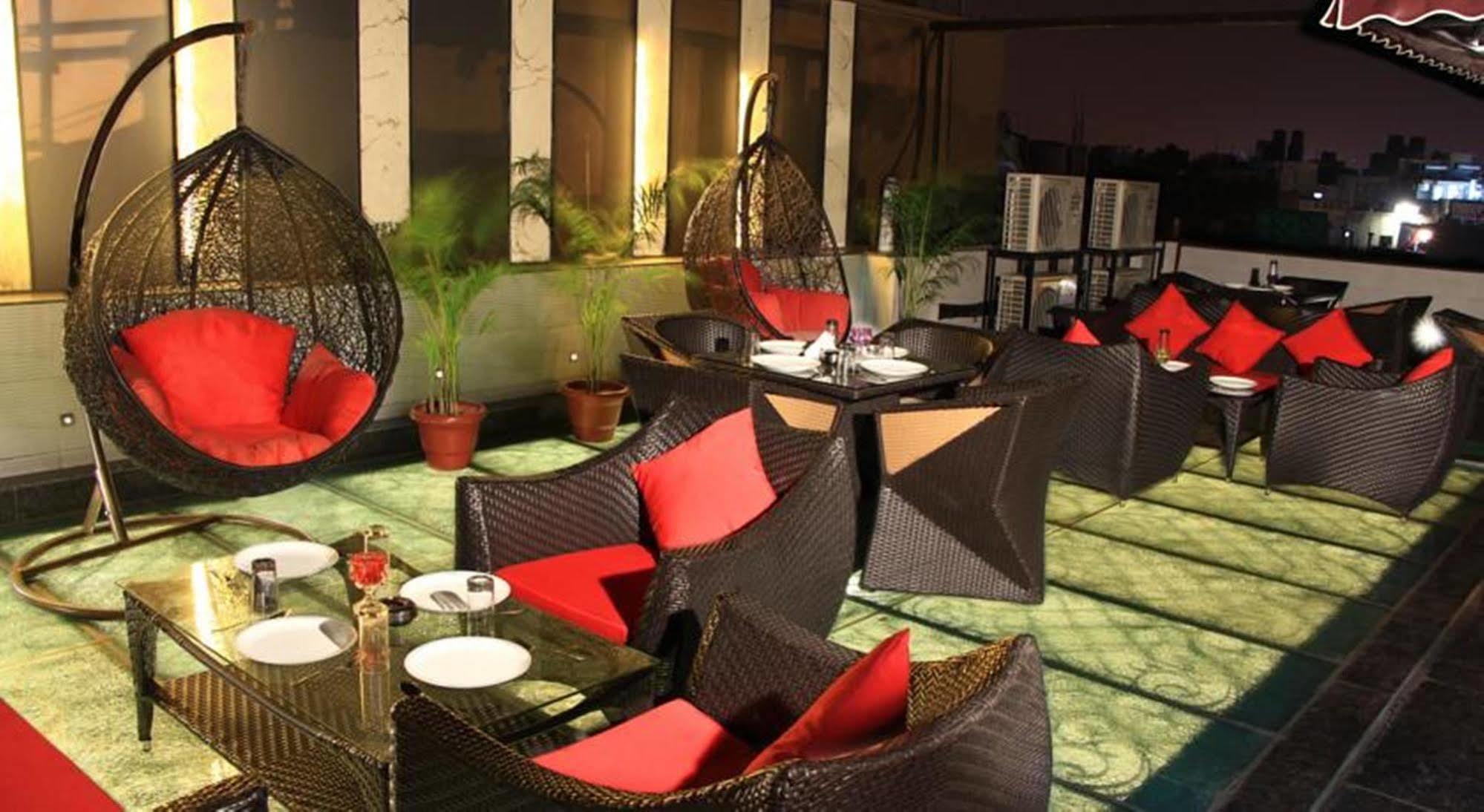 Hotel Gold Souk - Karol Bagh 4*