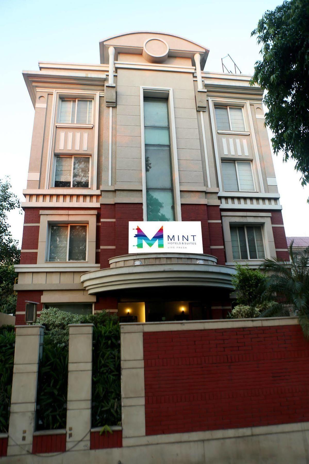 Mint Casa Hotel New Delhi