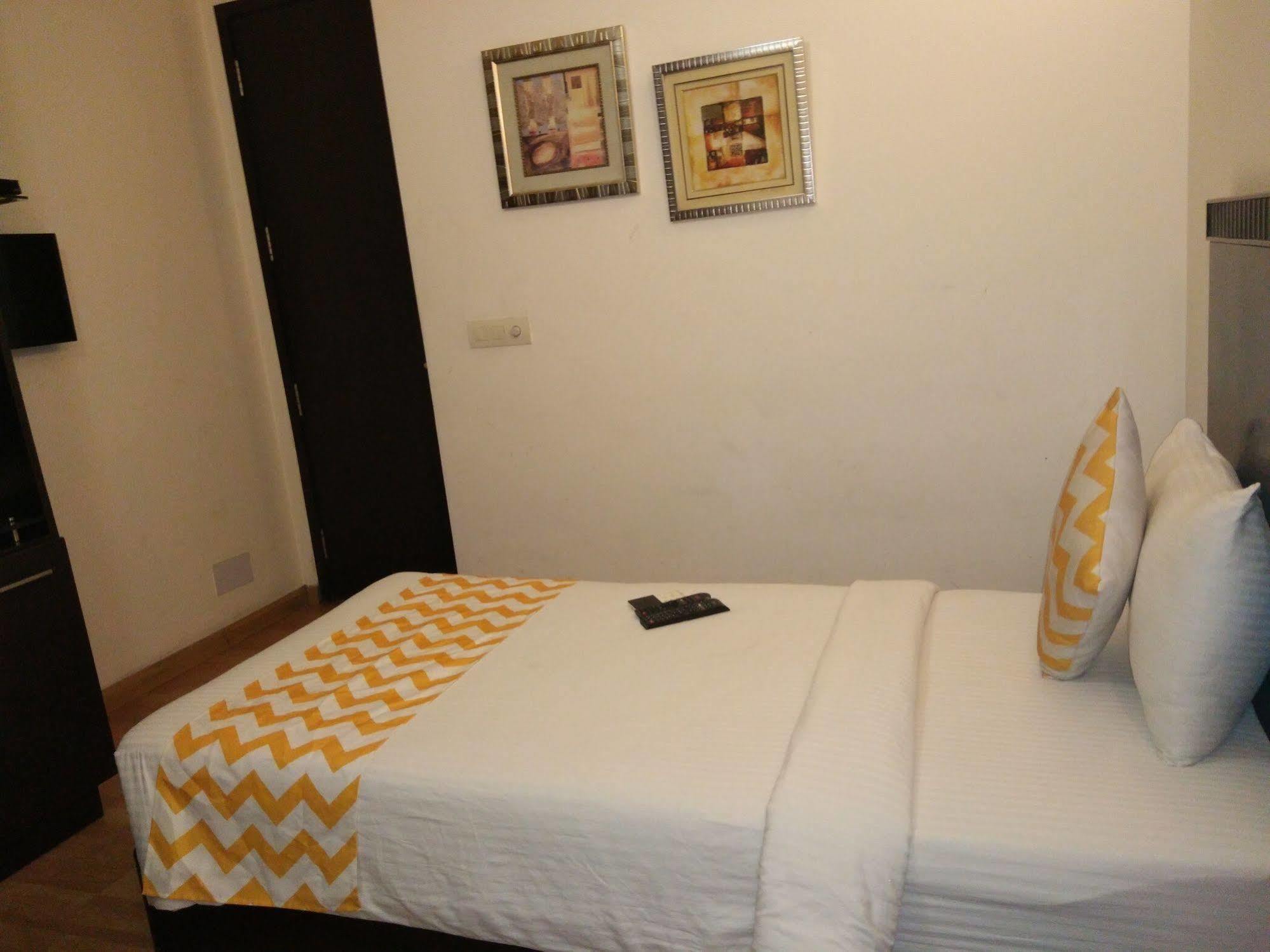 Mint Casa Hotel New Delhi