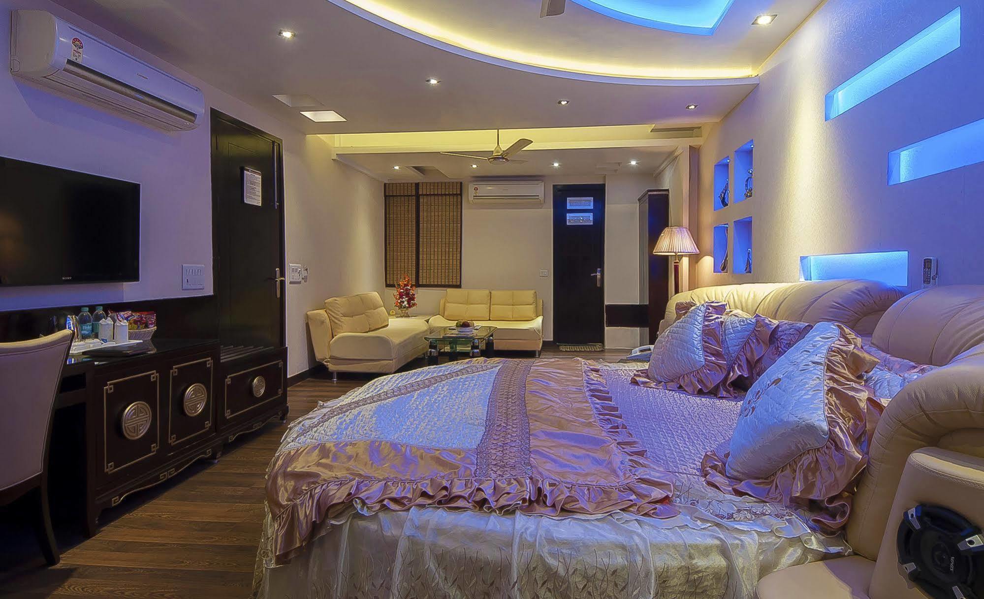 Hotel Dewdrop Intercity 3*