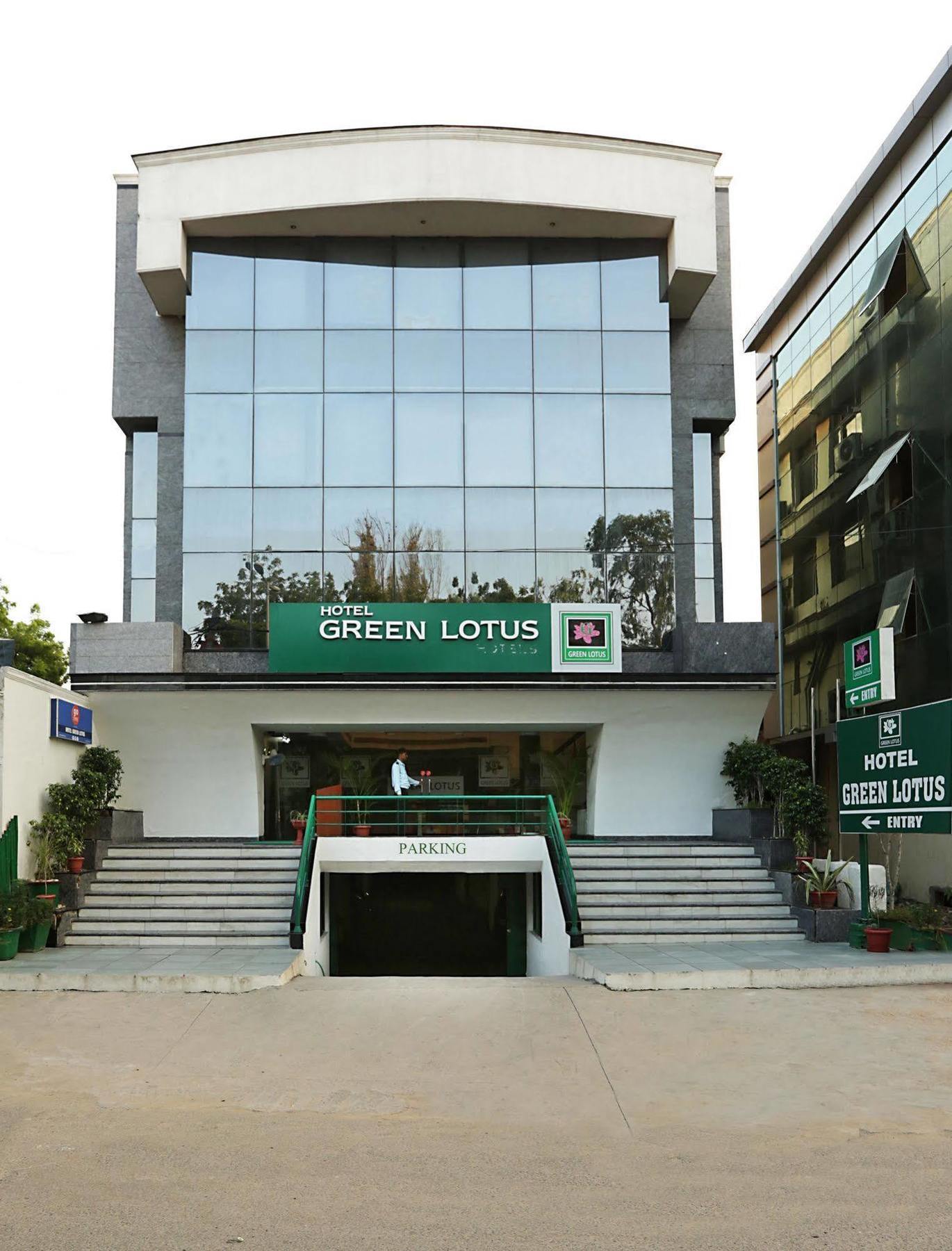 Grand Lotus Kapashera Hotel New Delhi