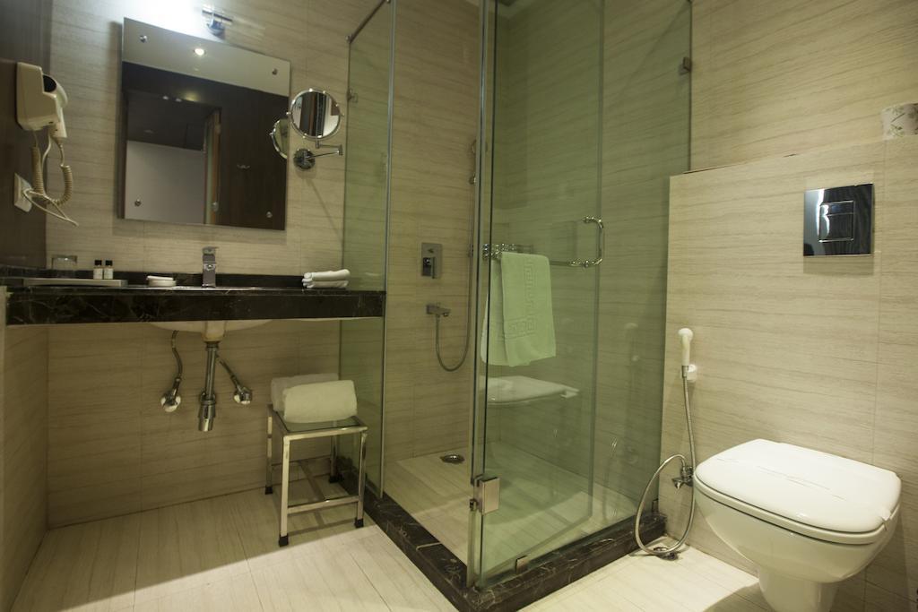 Hotel Athena