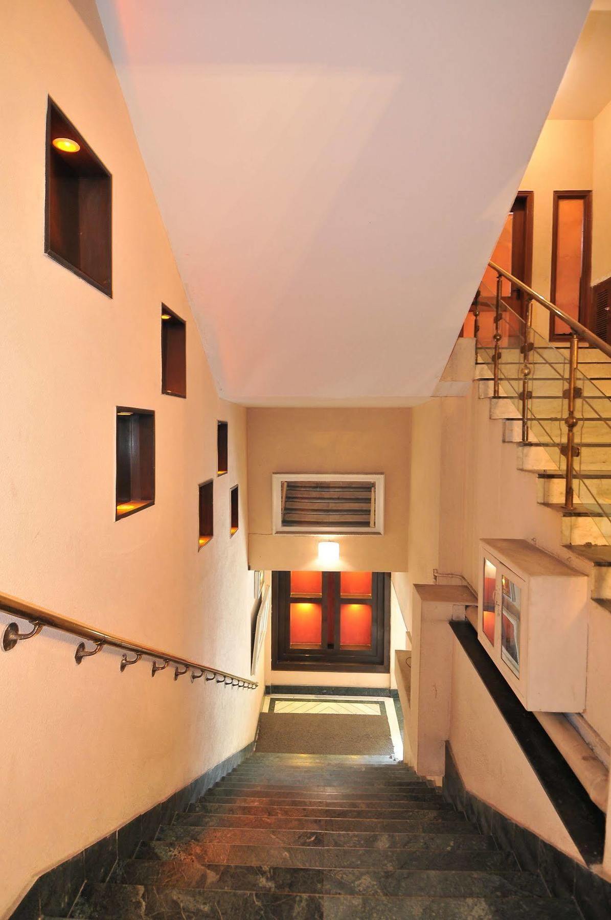 Qutub Residency 3*