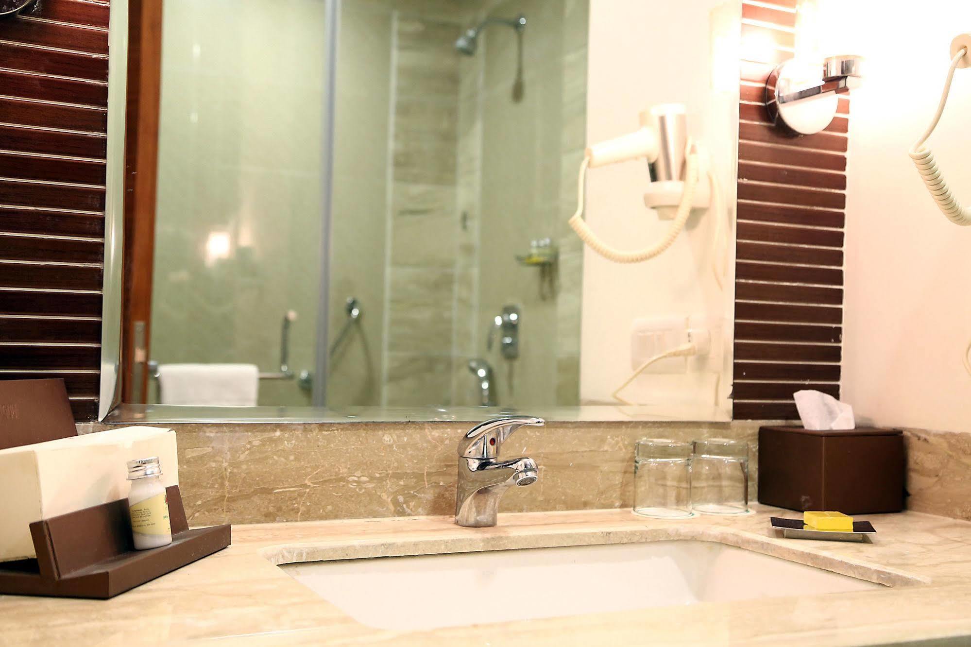 Grand Notting Hills And 4*