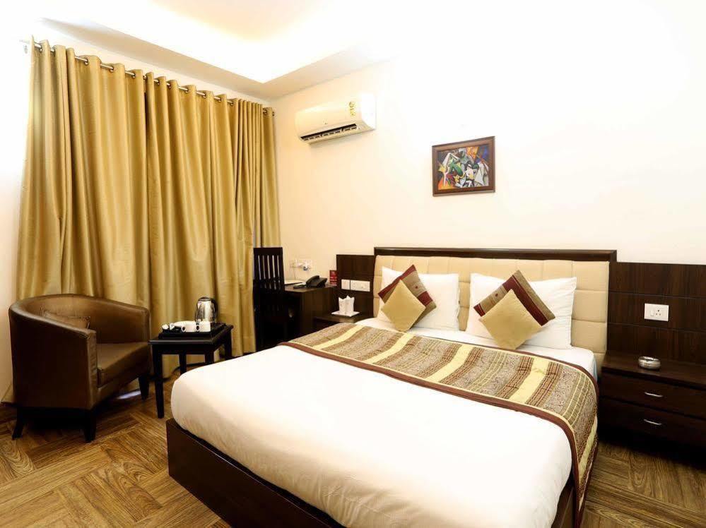 Oyo Janakpuri 3* New Delhi