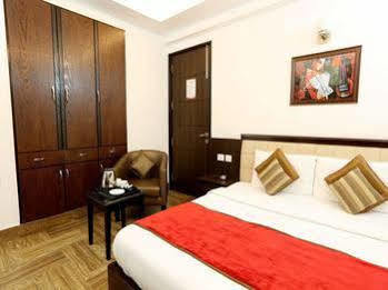 Oyo Janakpuri