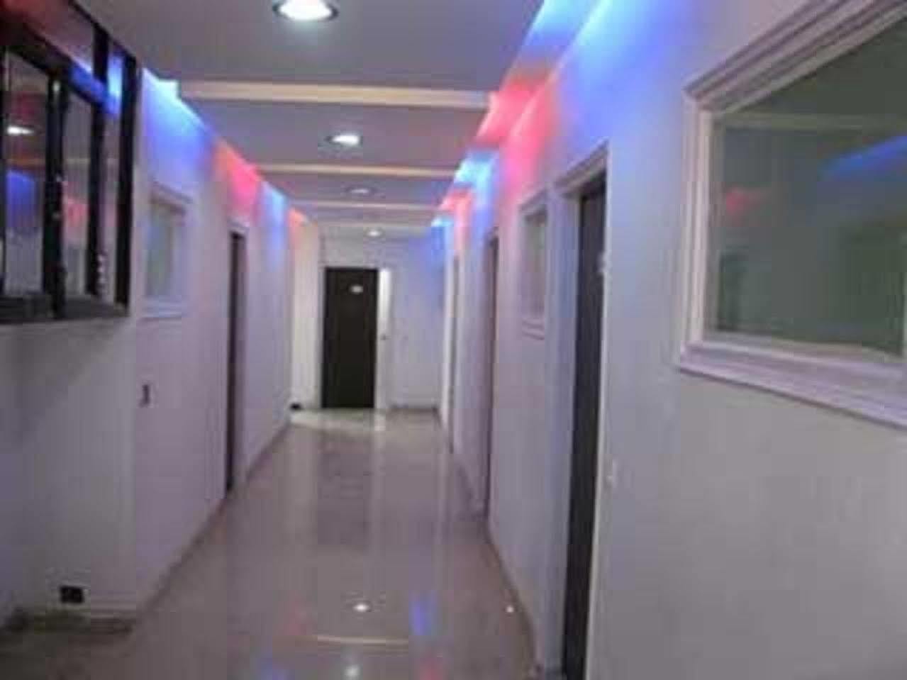 Hotel Airport Ambrosia 3*