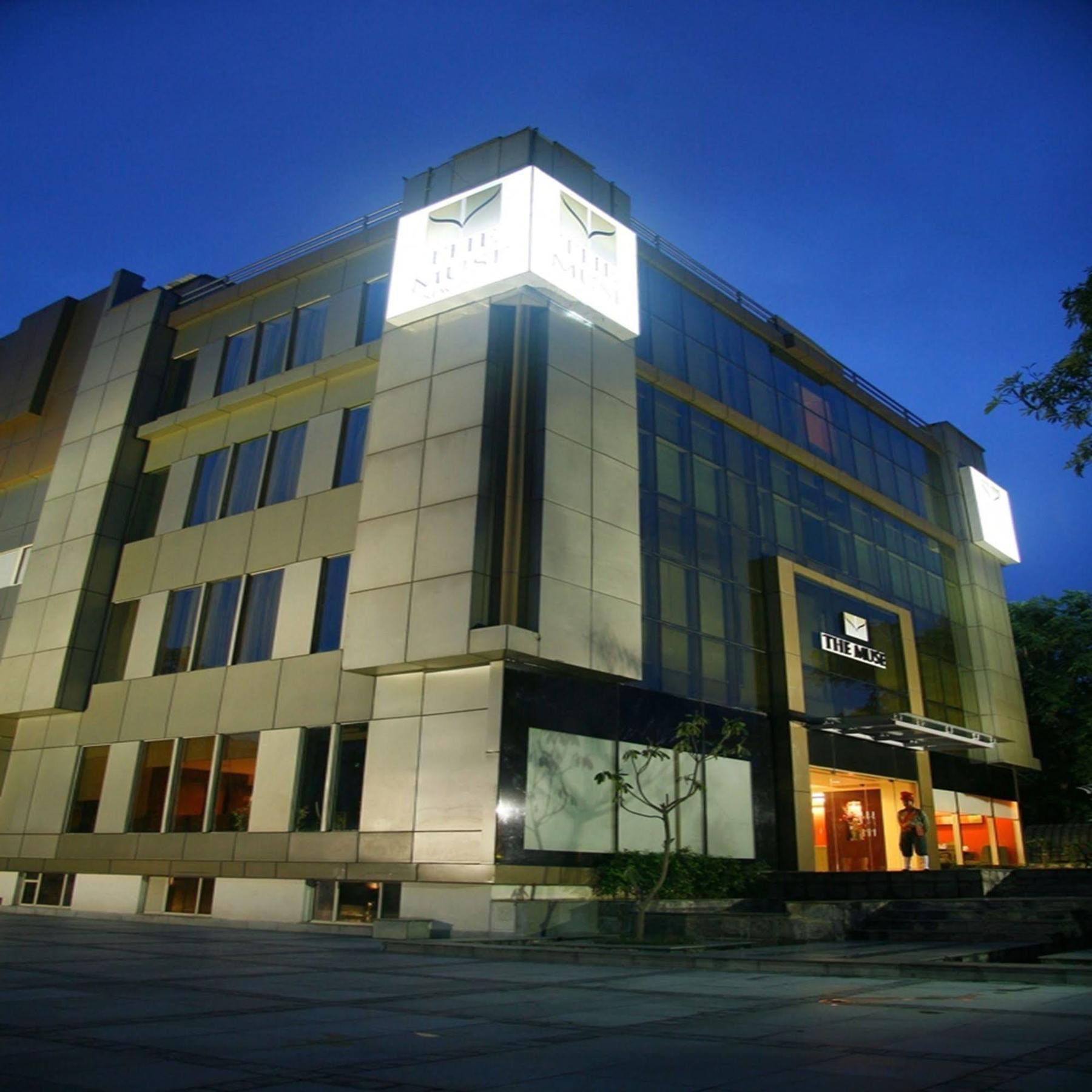 Muse Sarovar Portico Nehru Place 4*