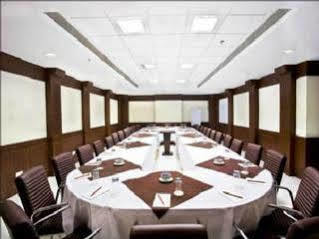 Parkland Hotel 3*