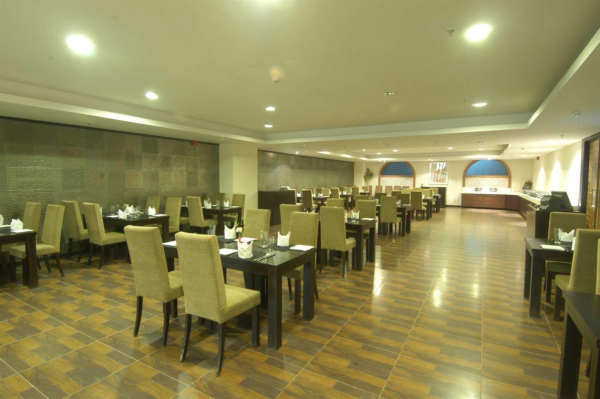 Mapple Emerald 4* New Delhi