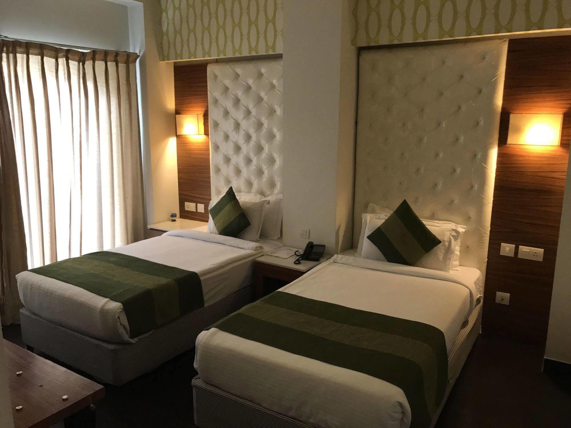 Hotel Ivory 32 New Delhi