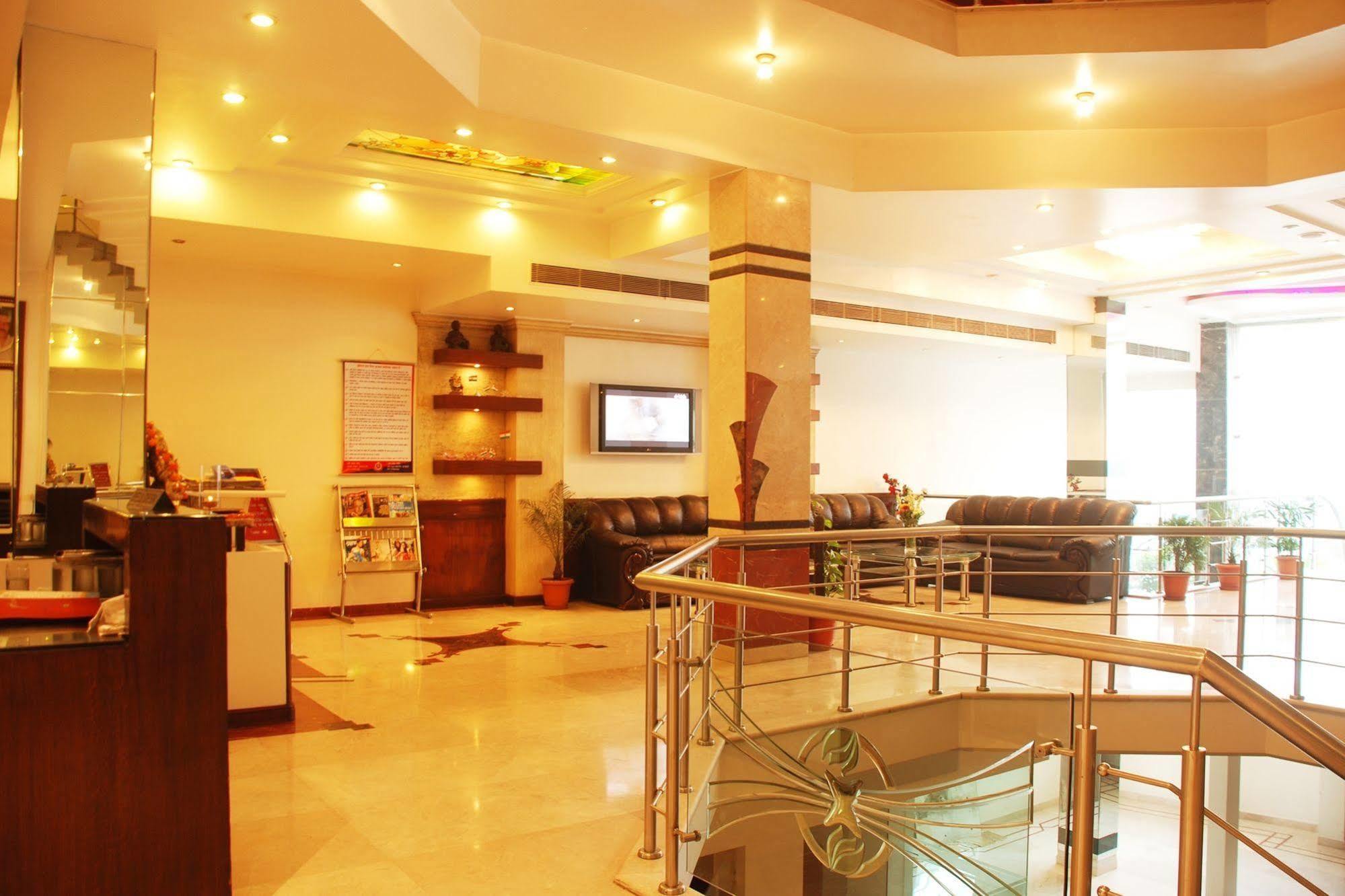 Hotel Shipra International 3*