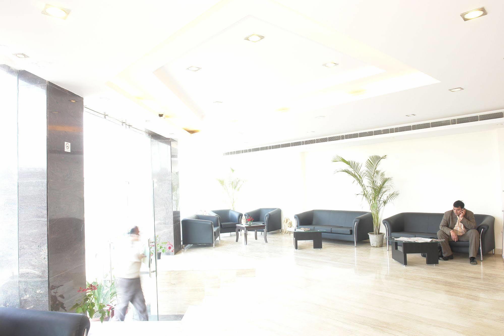 Hotel Alpine Tree