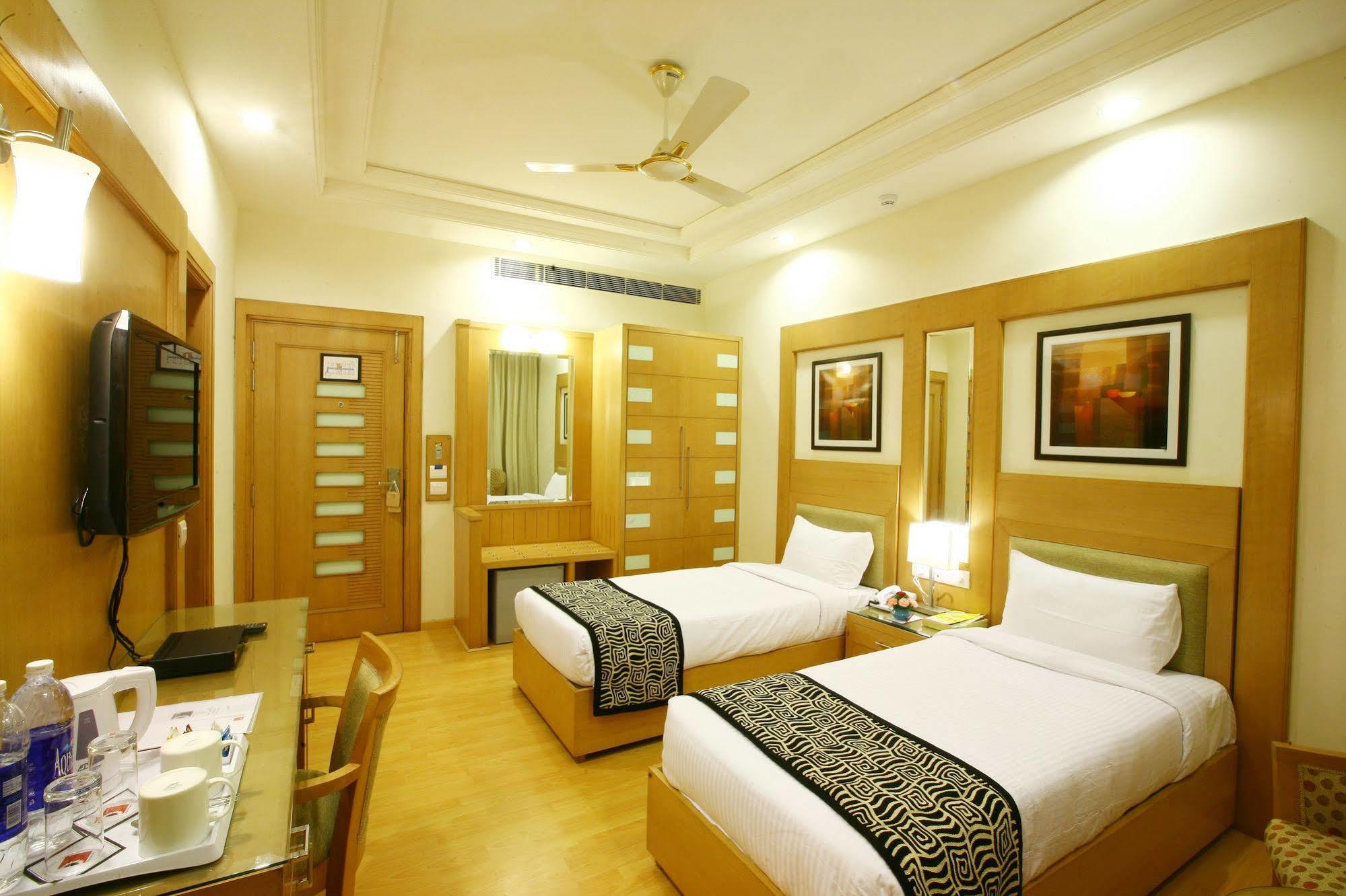 Karon - Lajpat Nagar Hotel New Delhi