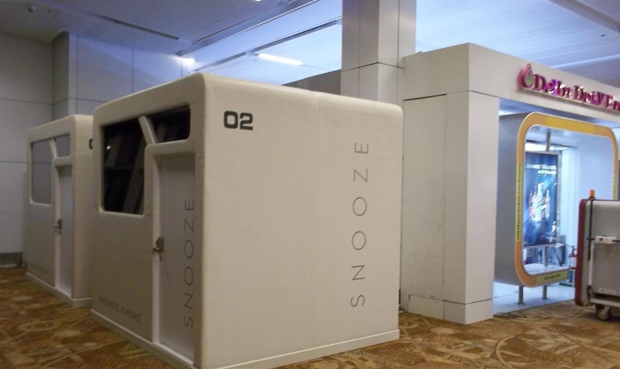 Sams Snooze At My Space Capsule hotel 3*