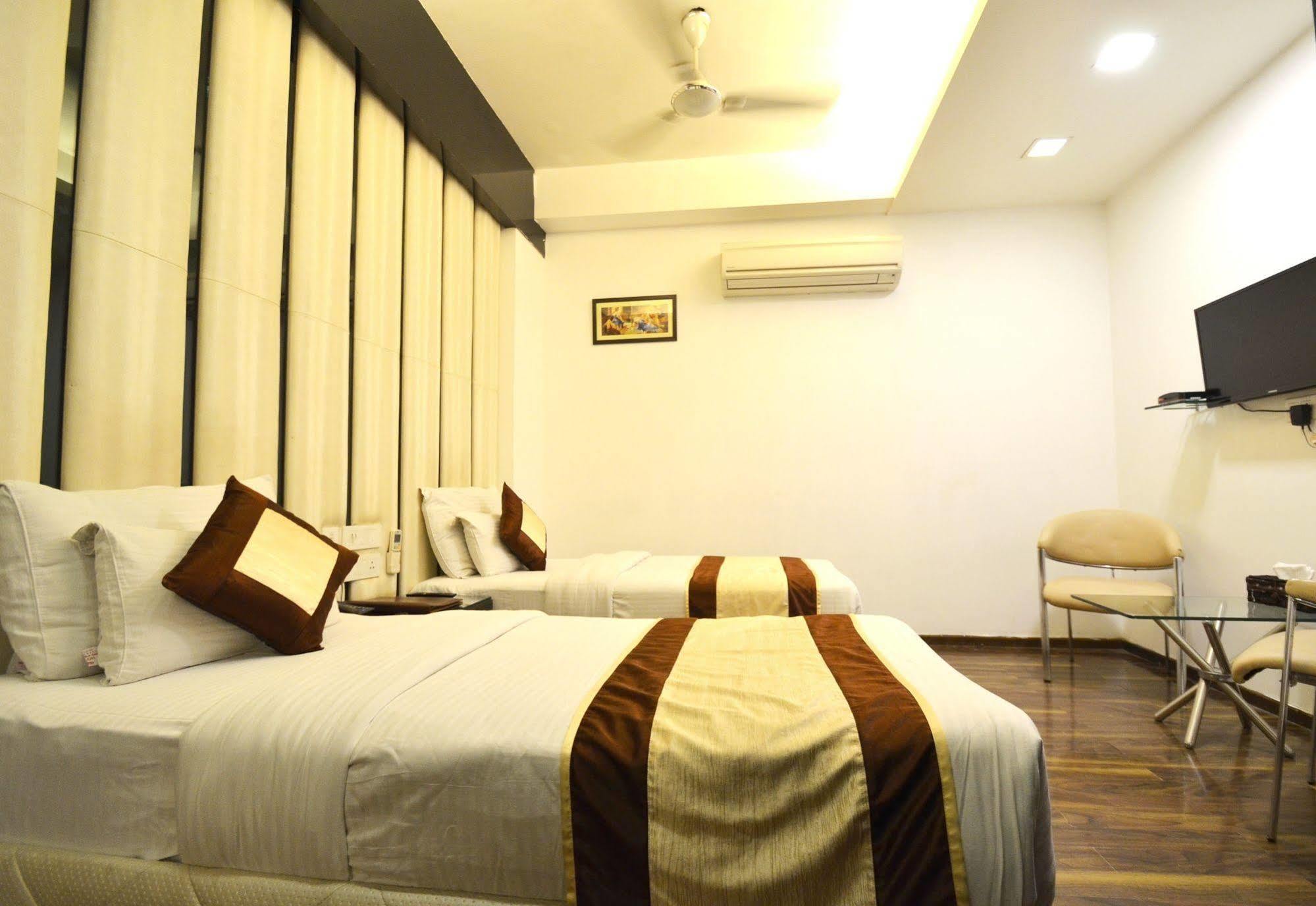 Metro View Hotel