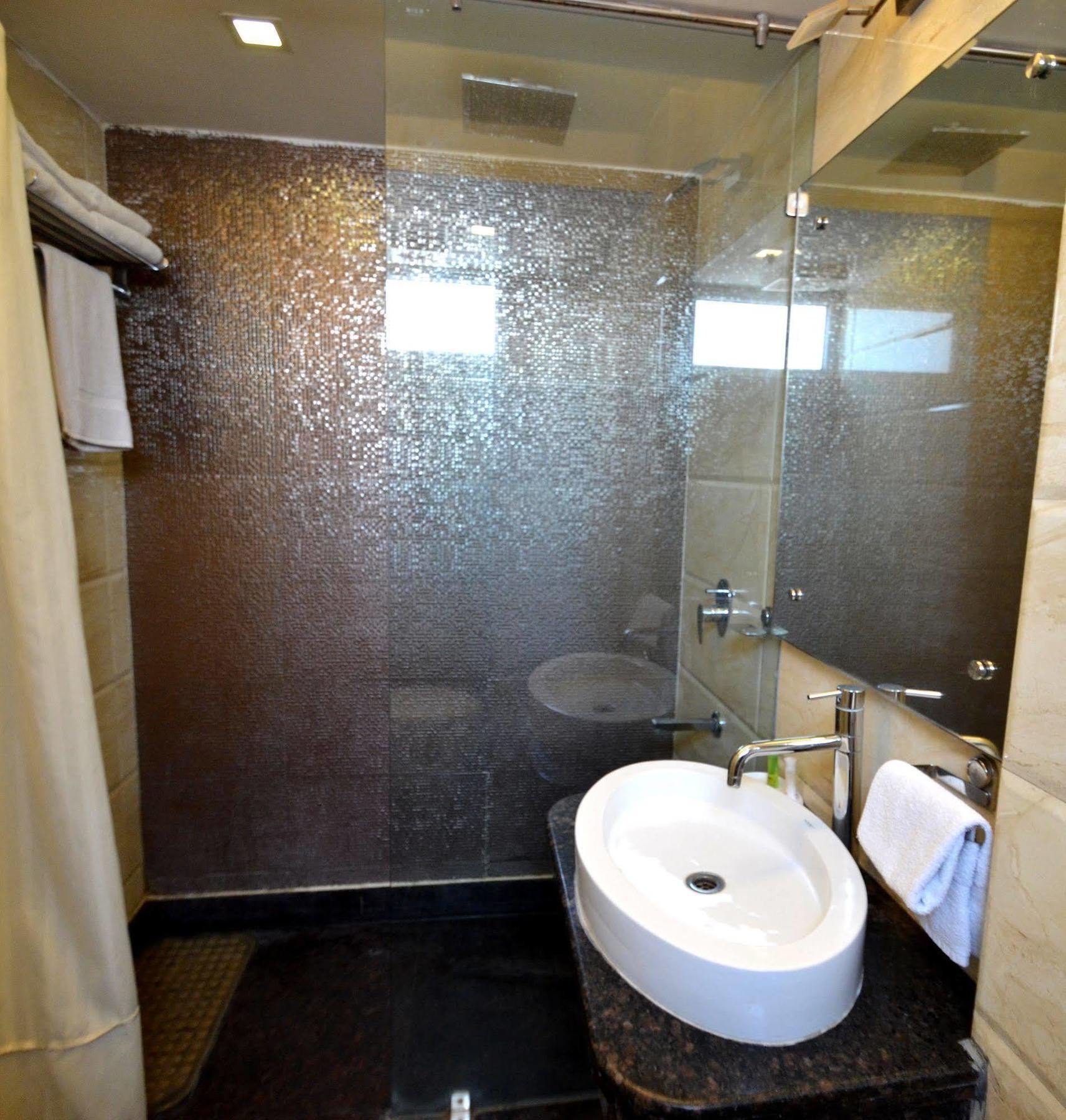Hotel Metro View 3*