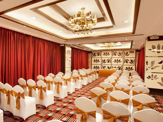 The Golden Palms & Spa, Delhi 4* Nova Deli