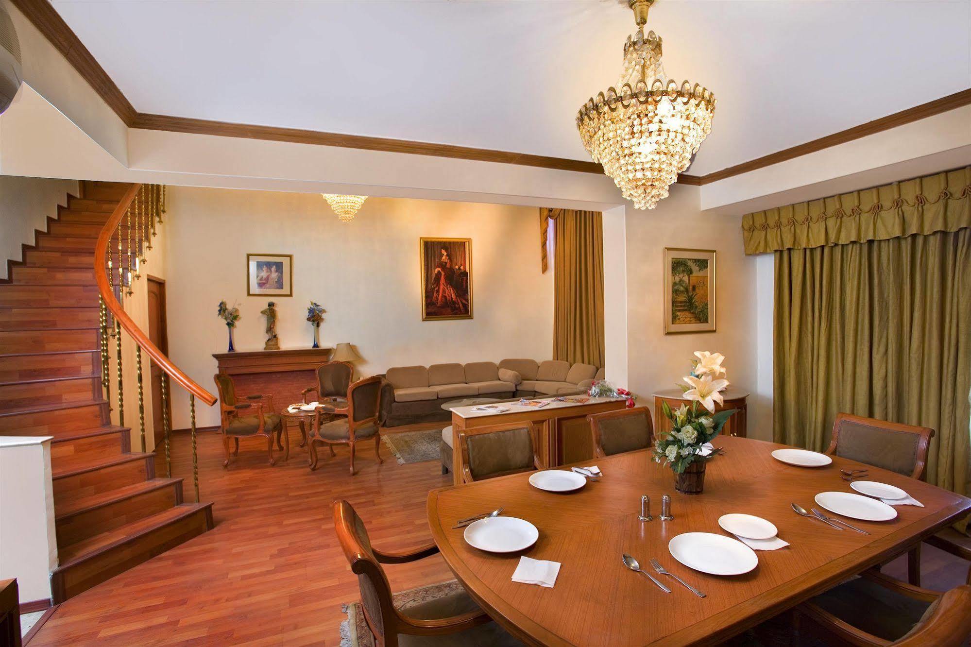 Hotel The Bmk 3*
