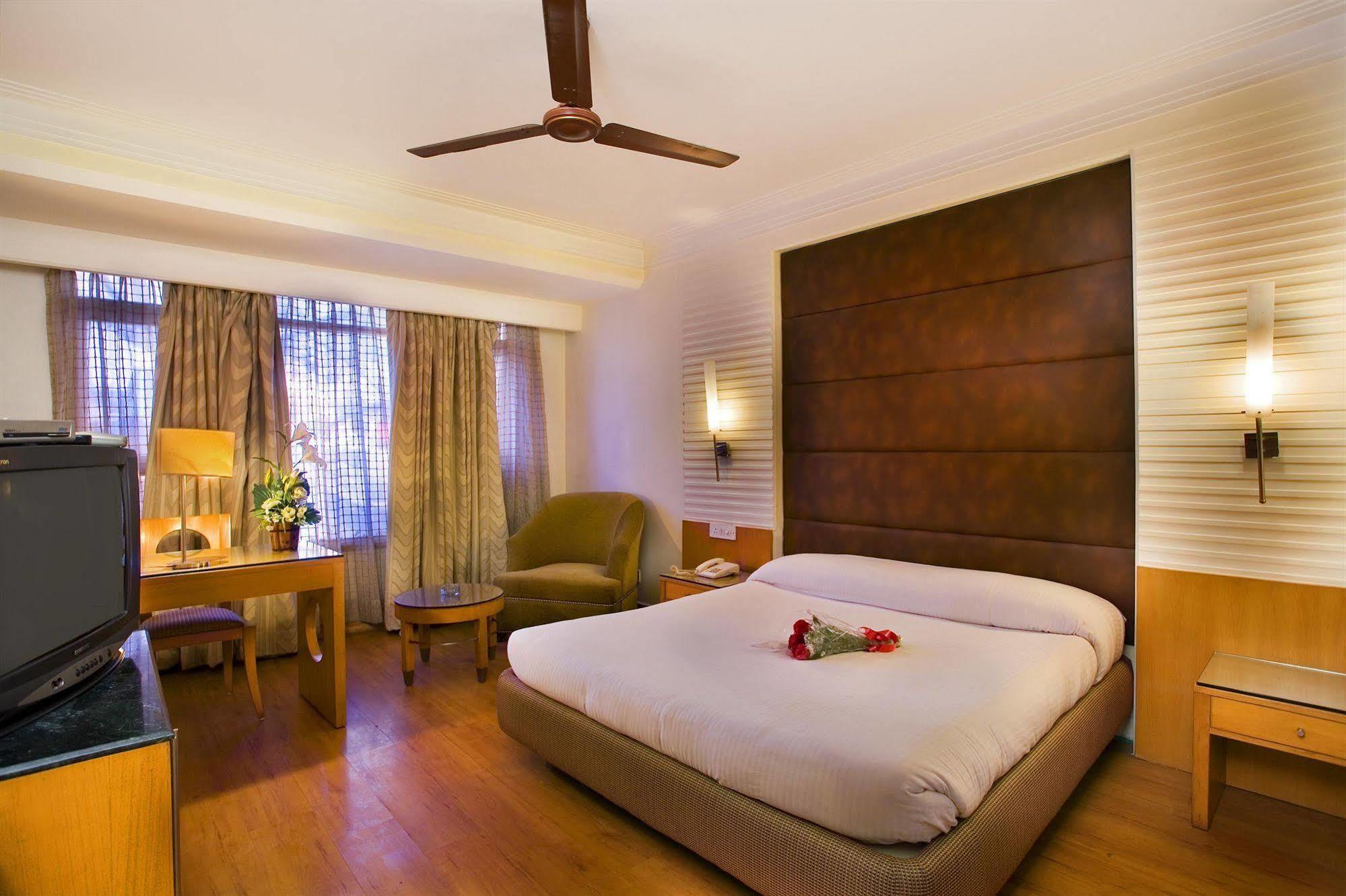 The Bmk Hotel 3*