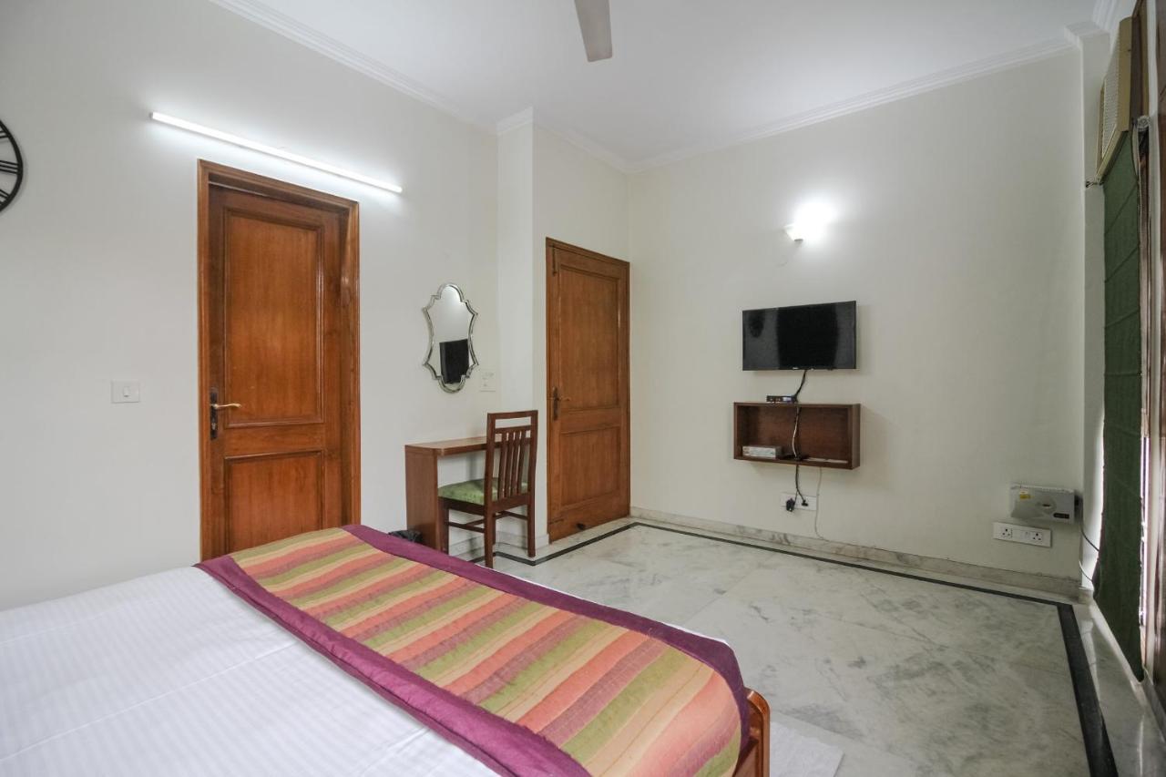 Bed & Breakfast Under My Roof Green Park 3*