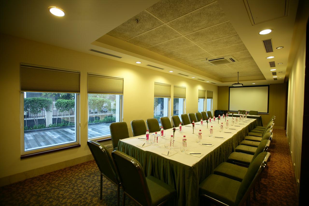 Muse Sarovar Portico Nehru Place Hotel New Delhi