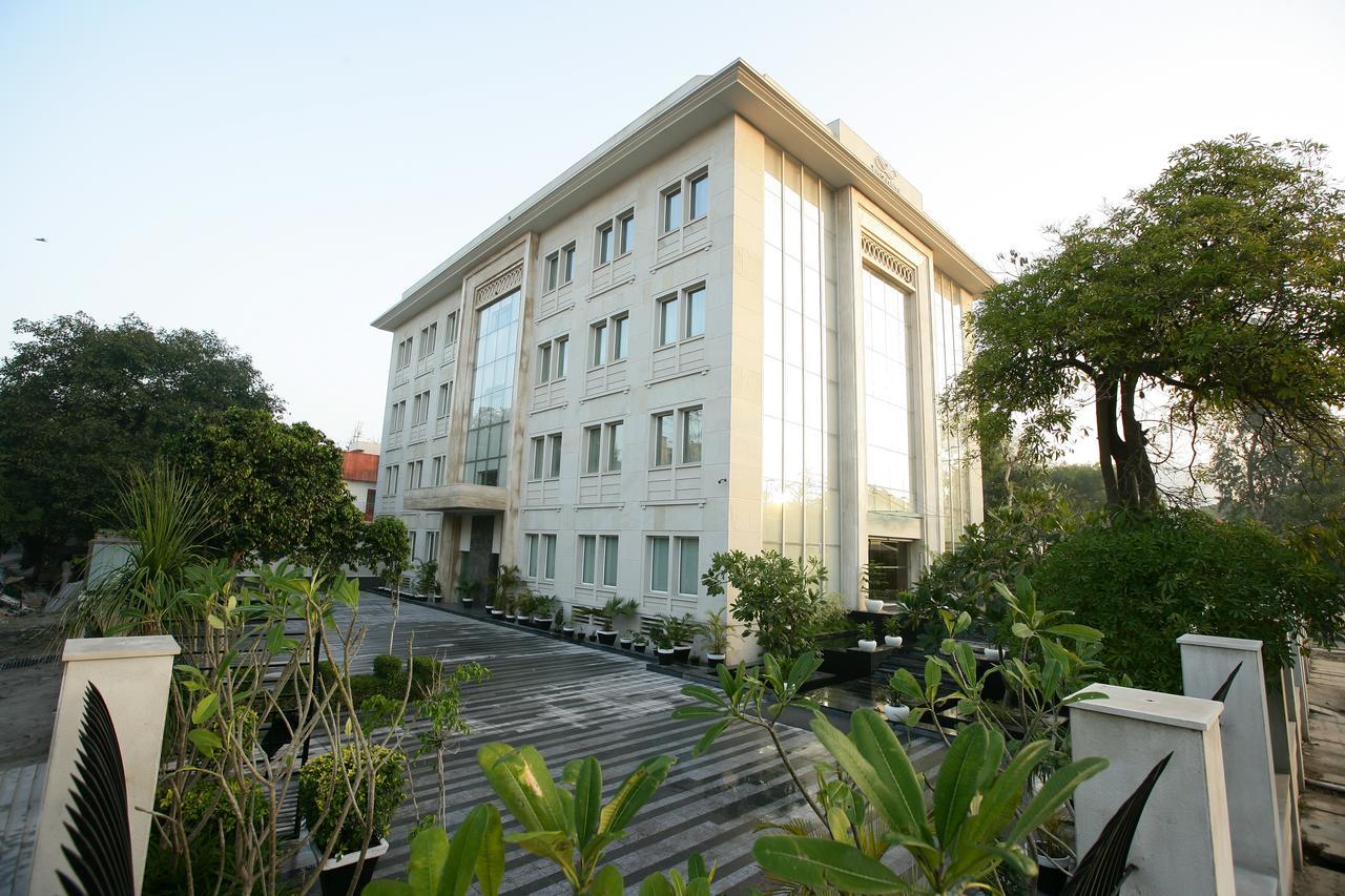 Muse Sarovar Portico Nehru Place Hotel New Delhi