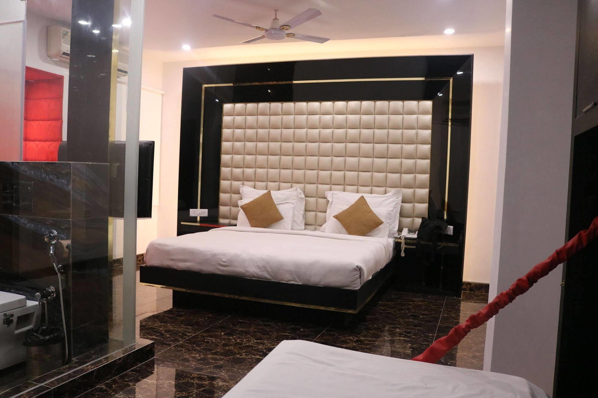 Hotel Sri Nanak Continental Delhi (National Capital Territory of India)