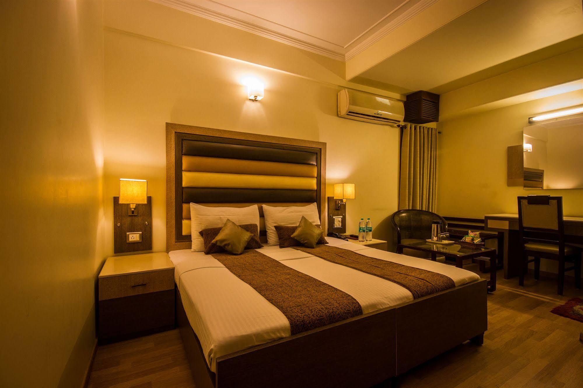 The Suncourt Yatri Hotel 3*