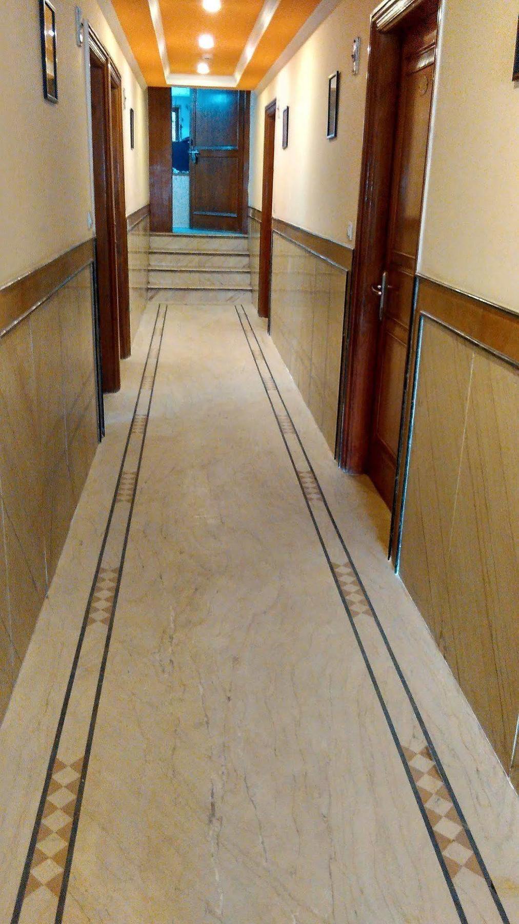 Hotel Fairmint Global New Delhi