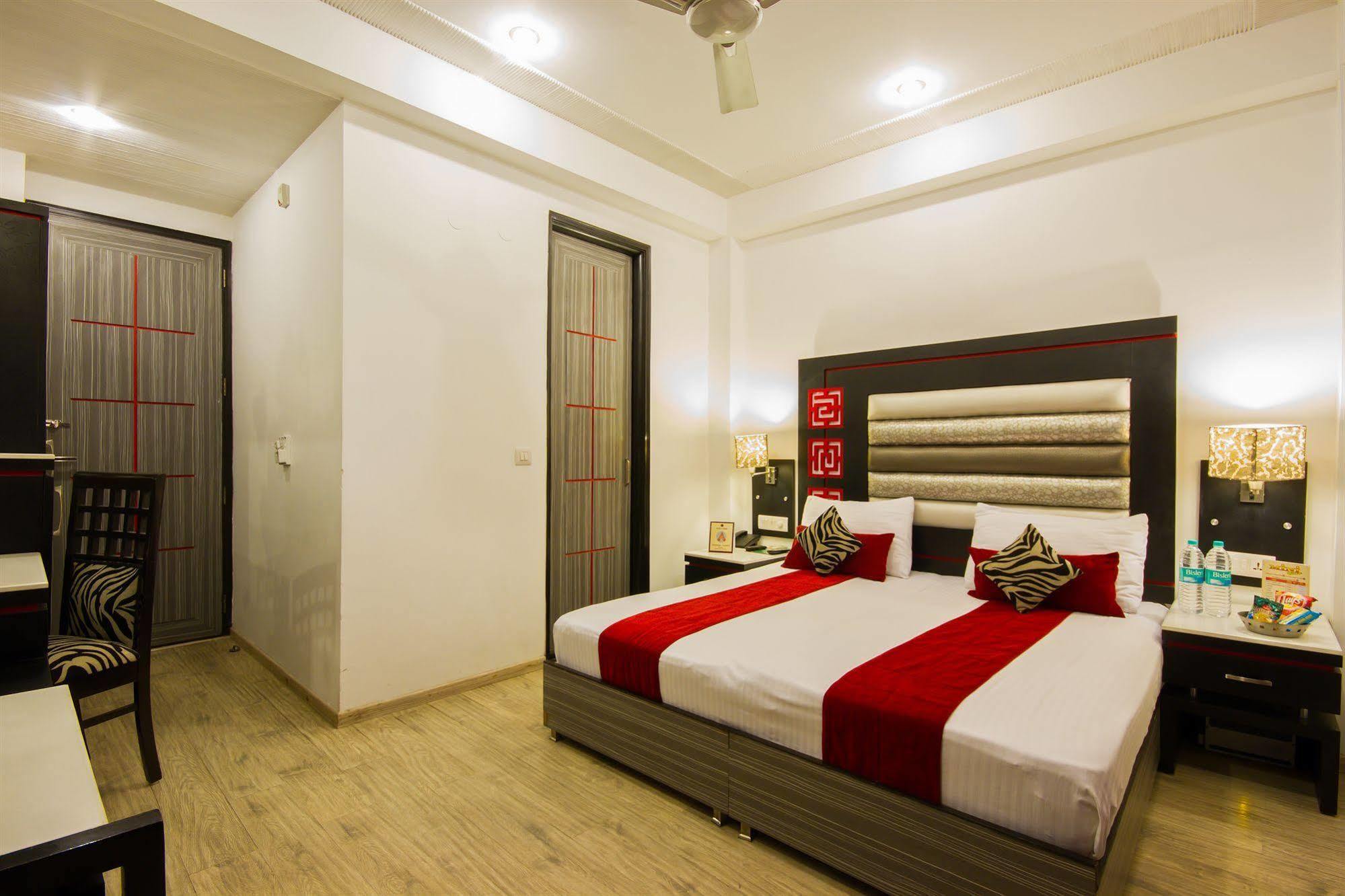 Hotel Suncourt Corporate New Delhi