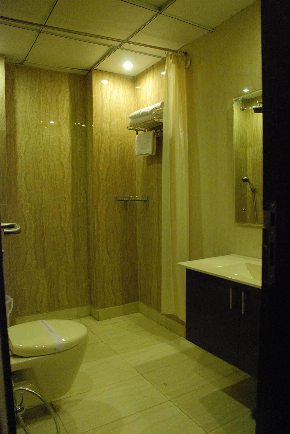 Hotel Silver Stone - Karol Bagh New