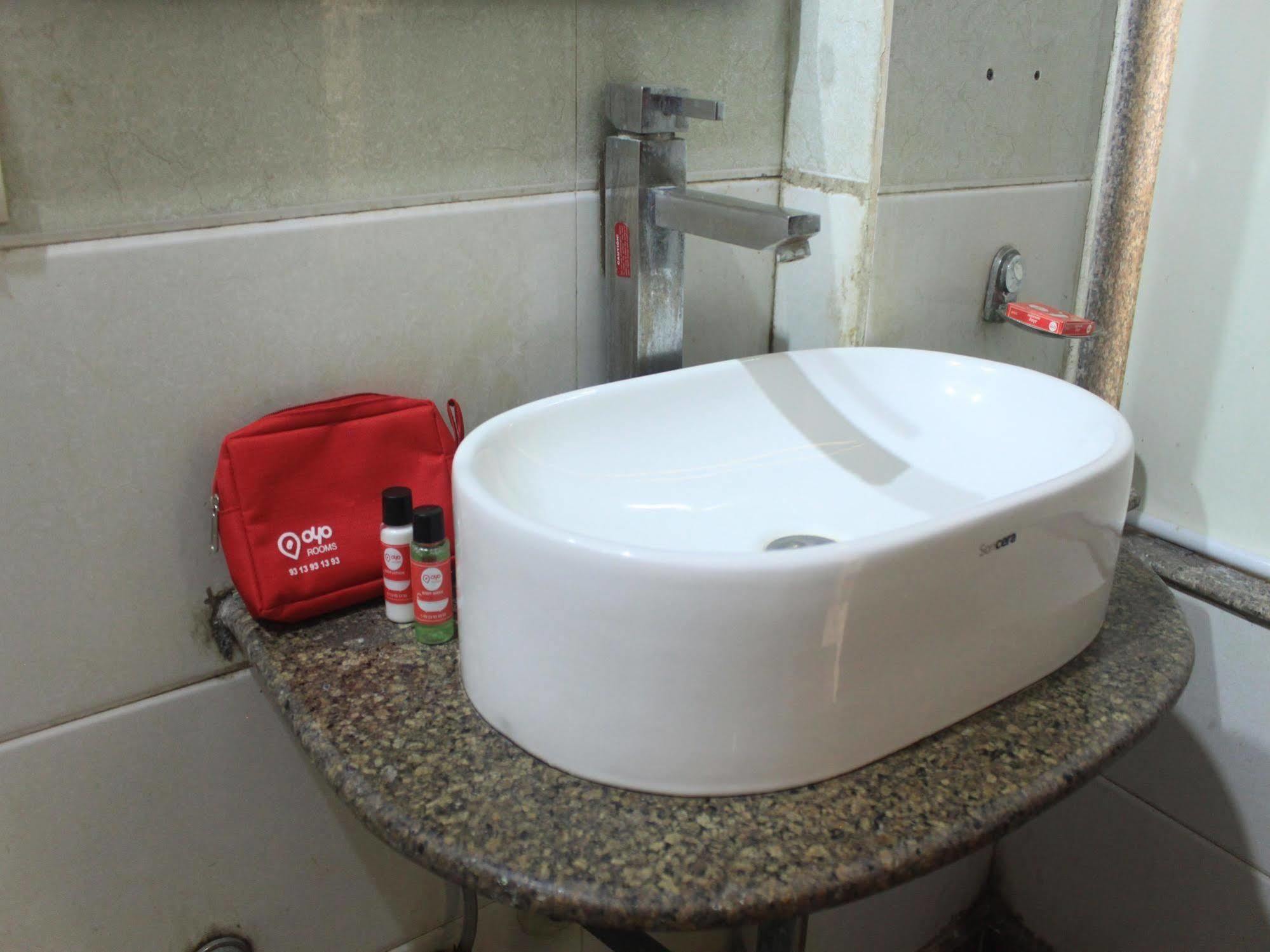 Hotel Star View-new Delhi 4*