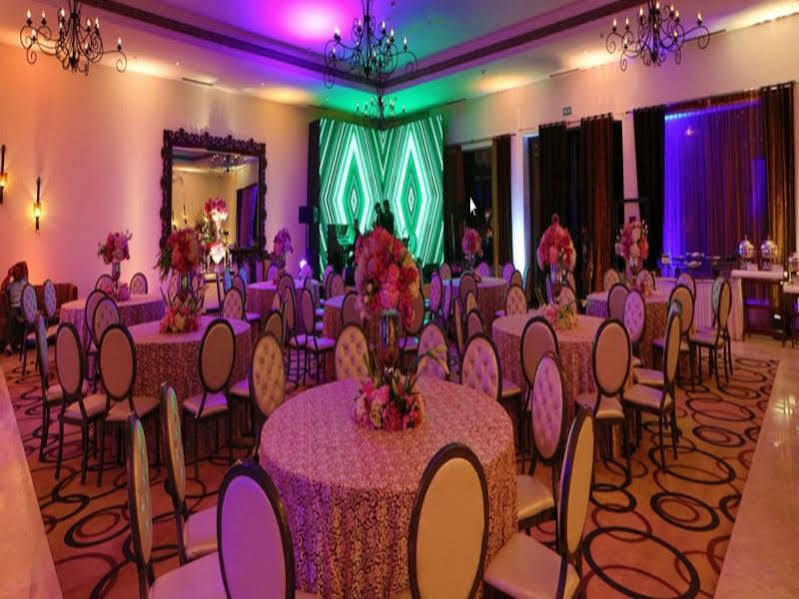 Hotel Orana & New Delhi