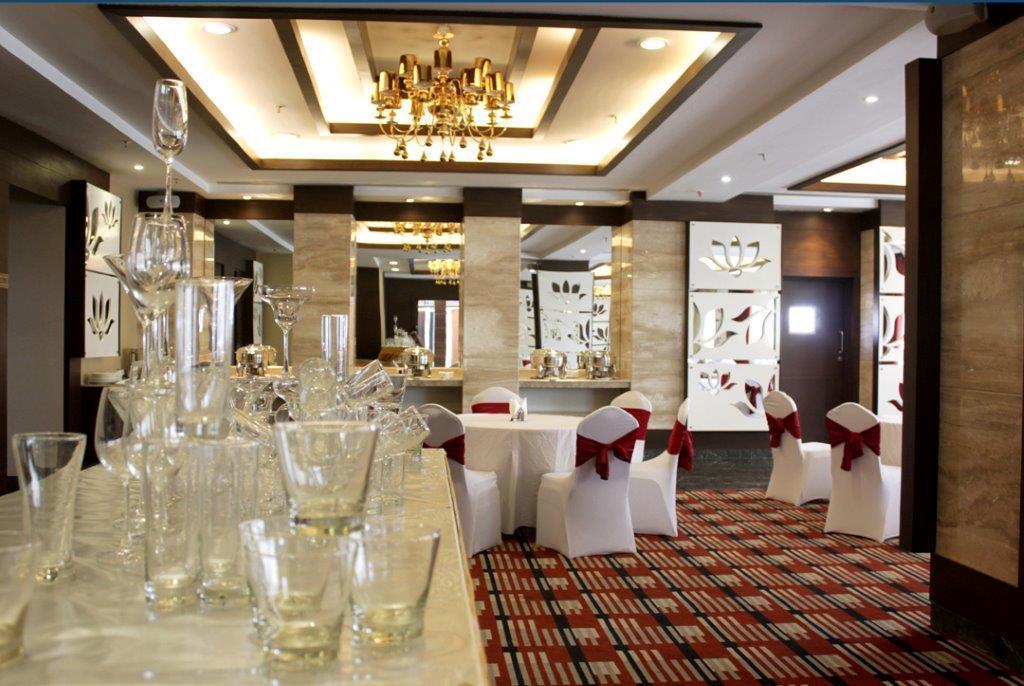 The Golden Palms & Spa, Delhi Hotel 4*