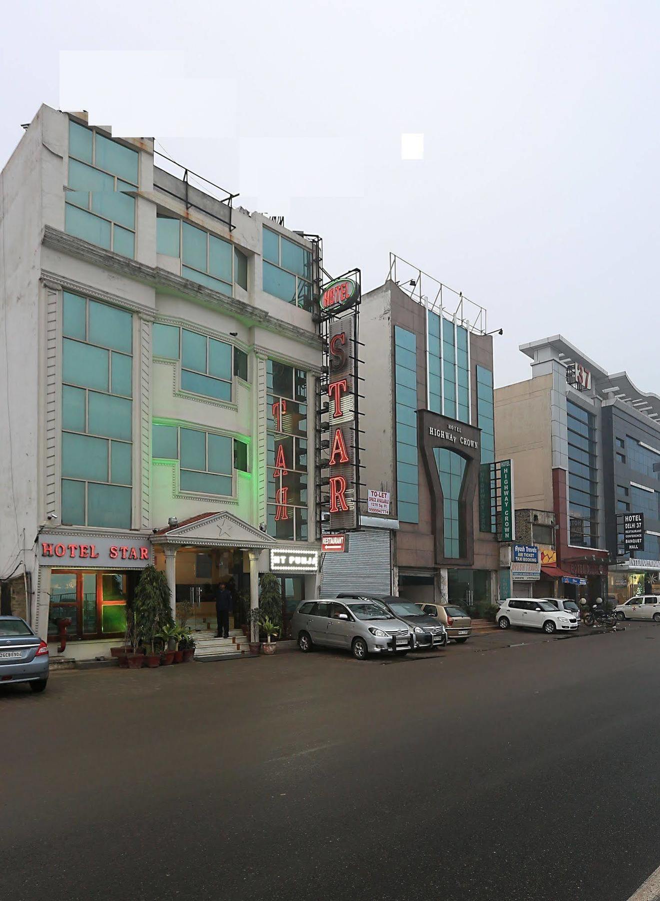 Fabhotel Star Delhi Airport Hotel